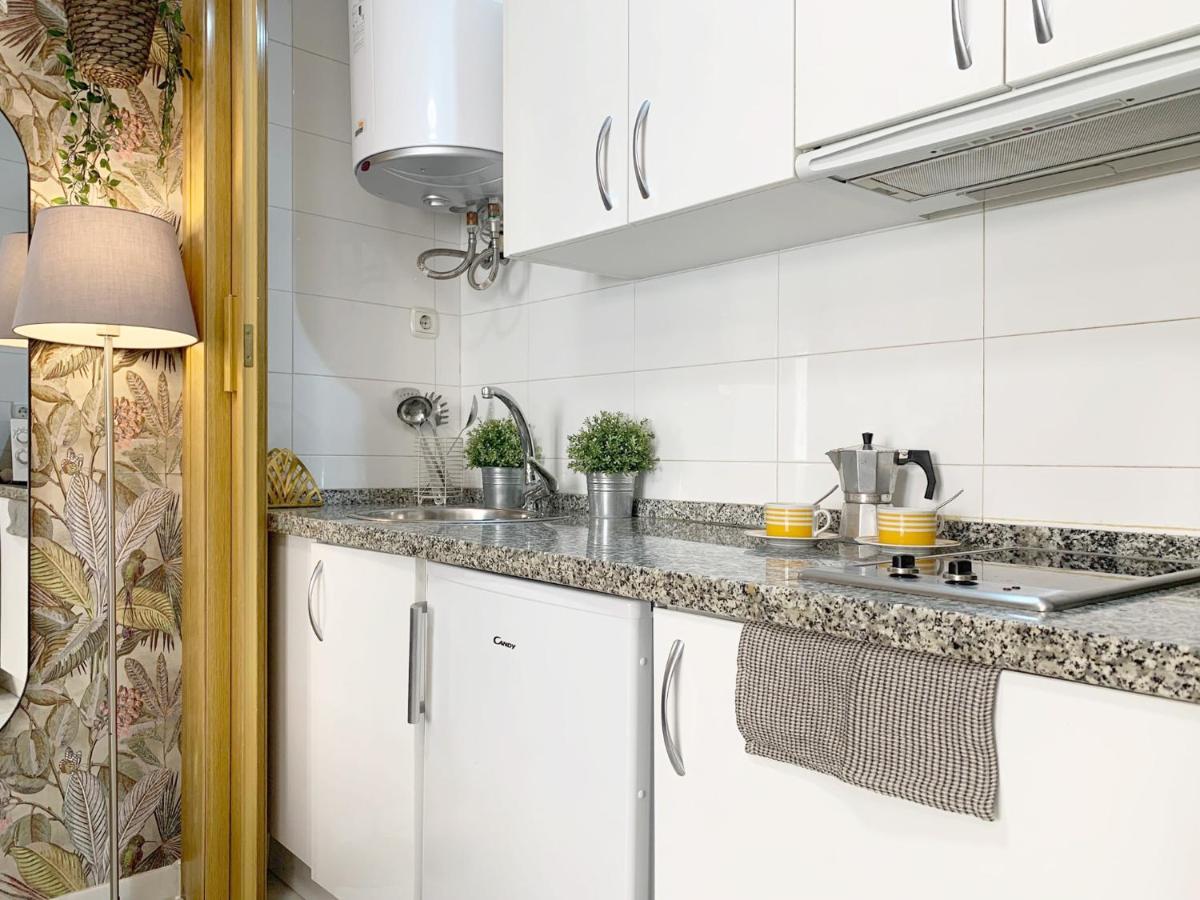 Malagadevacaciones- Mendoza Apartment
